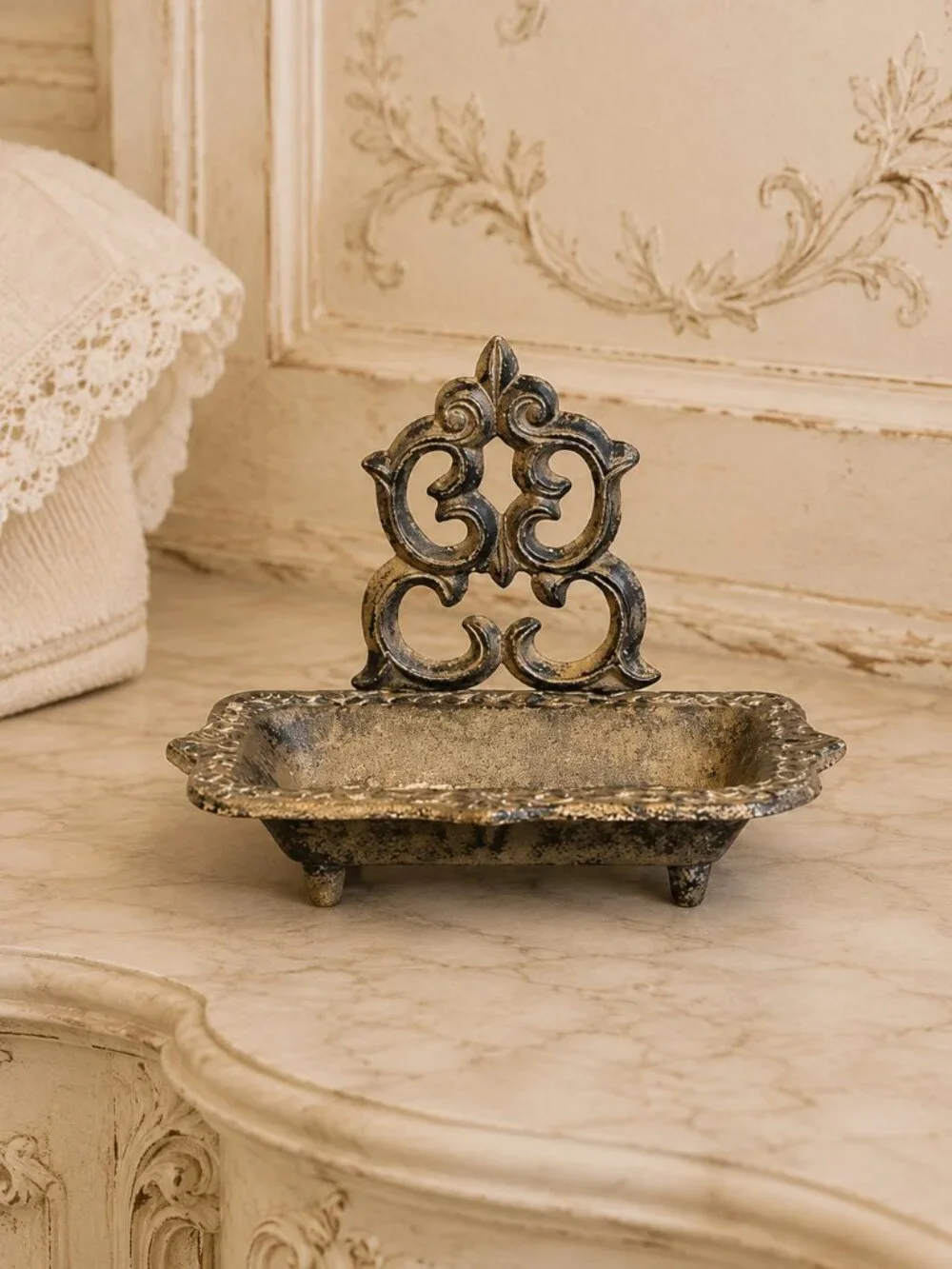 Antique Finish Rustic Cast Iron Footed Soap Dish